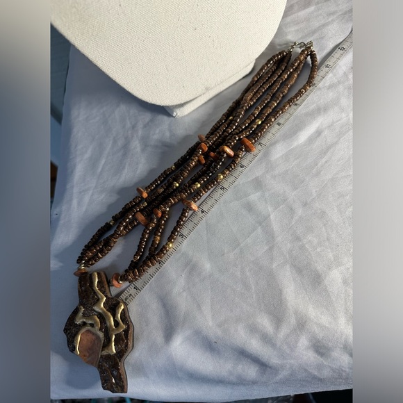 Chunky artisan style pendant necklace - Picture 7 of 8